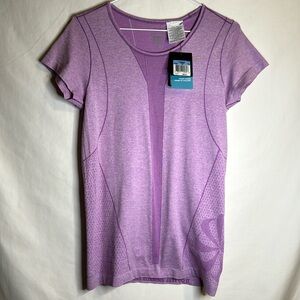 🔥NWT🔥 Nike running t shirt👚 purple, women’s dri-fit athletic top. Sz Medium